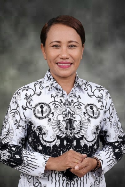 Dessy M. Mailuhu, S.Pd